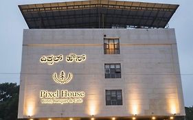 Hotel Pixel House